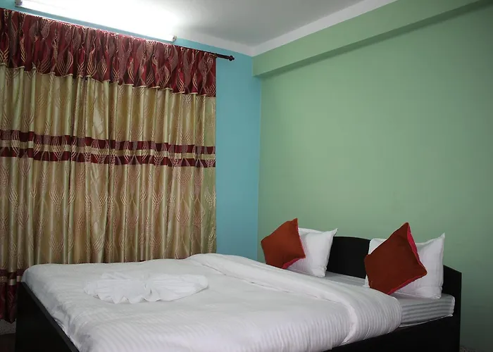 Travellers Dorm 2* 加德满都